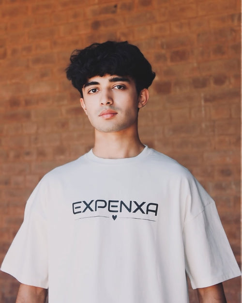 CREAM WHITE OVERSIZED GRAPHIC TEE